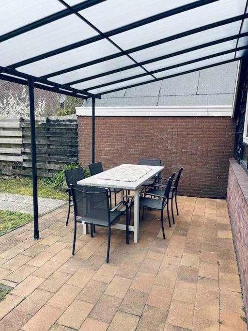 Leuke Bungalow In Noord-Holland Opmeer 外观 照片